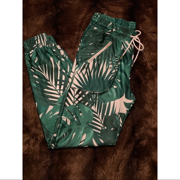 NanaMacs Jogger Set - Picture 5 of 6